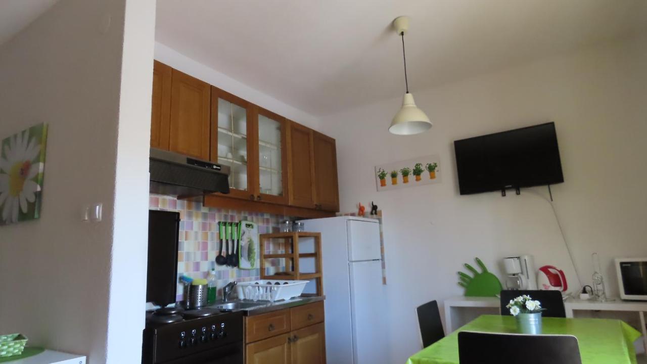 Apartments Kamelija Malinska Esterno foto