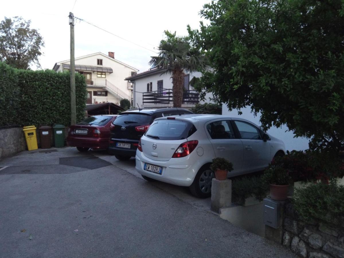 Apartments Kamelija Malinska Esterno foto
