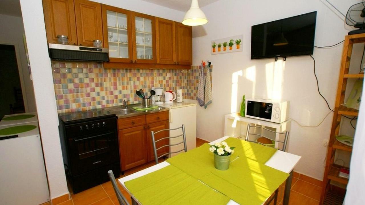 Apartments Kamelija Malinska Esterno foto