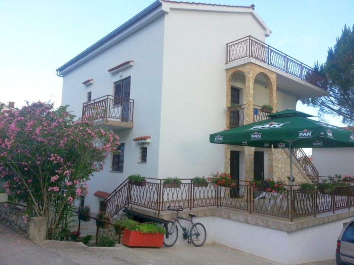 Apartments Kamelija Malinska Esterno foto